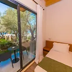 Alban Eco 4*