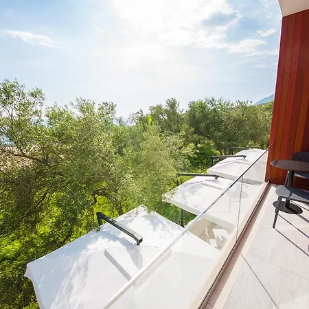 Alban Eco Hotel 4*