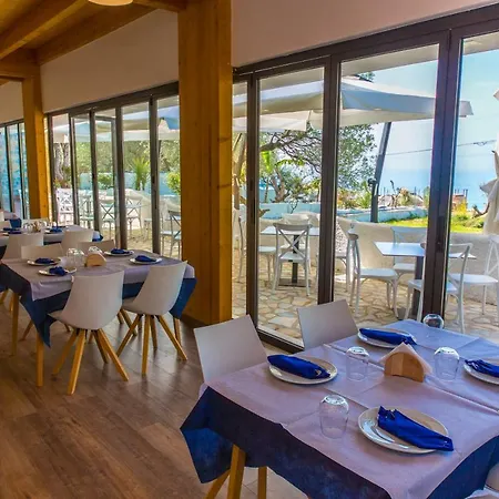 Hotel Alban Eco Dhermi