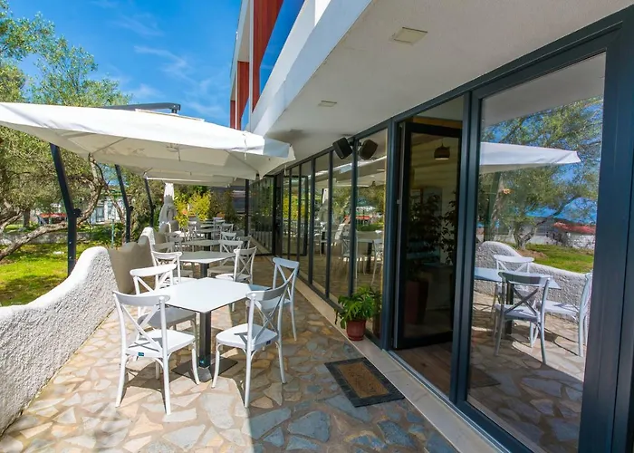 Alban Eco Hotel Dhermi