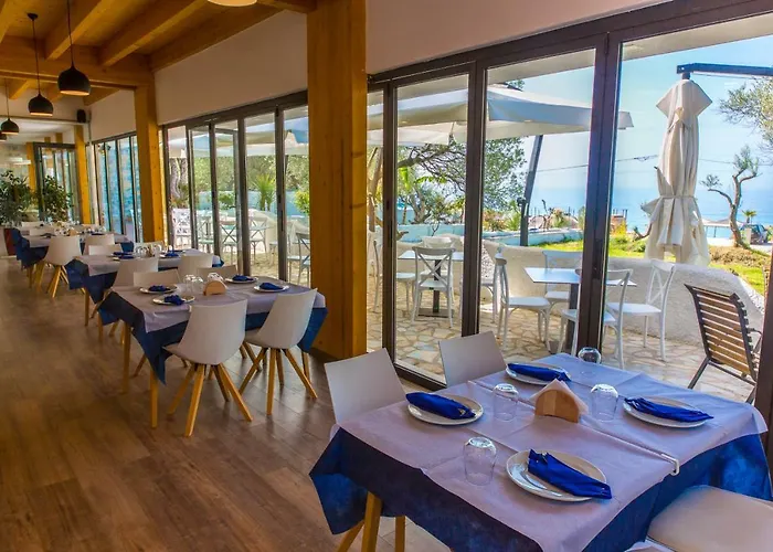 Hotel Alban Eco Dhermi