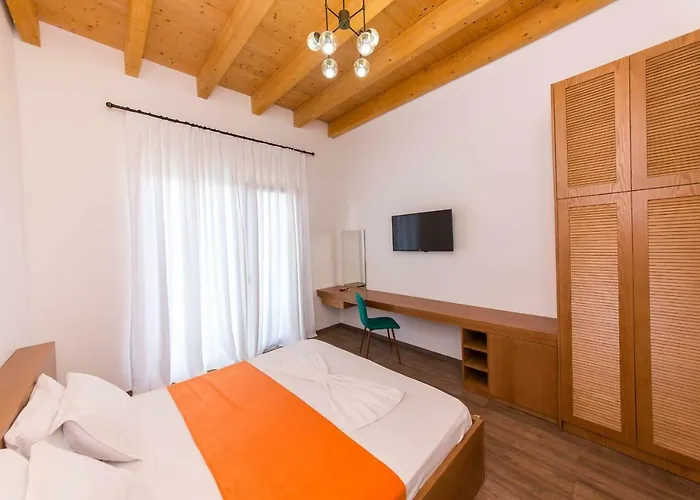 Alban Eco Hotel 4*