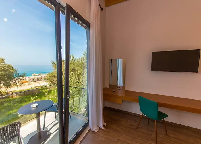 Hotel Alban Eco Dhermi